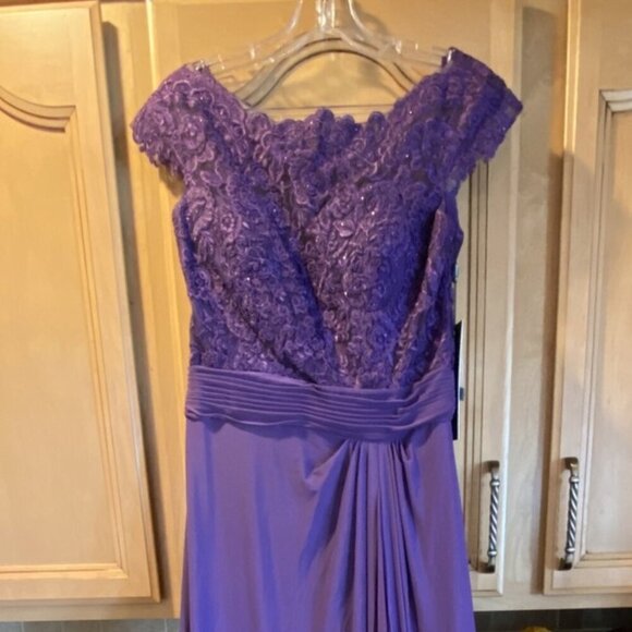 SALE NWT Clarisse M6531 Formal Gown Purple size 6 - Picture 8 of 9